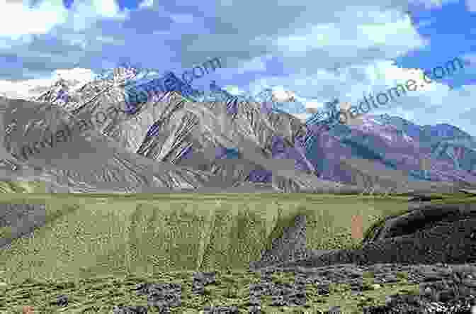 A Panoramic View Of The City Of Cabool, With The Hindu Kush Mountains In The Background. Travels Into Bokhara (Illustrated): A Voyage Up The Indus To Lahore And A Journey To Cabool Tartary Persia