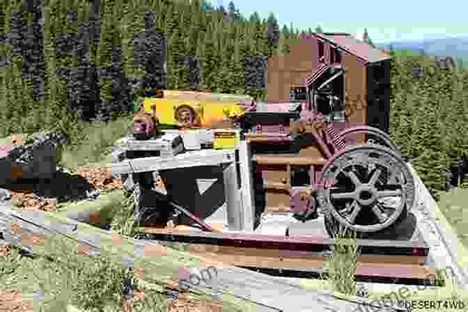 Hydraulic Mining Operations In Mother Lode County Shepperson Calaveras Gold: The Impact Of Mining On A Mother Lode County (Shepperson In History Humanities)